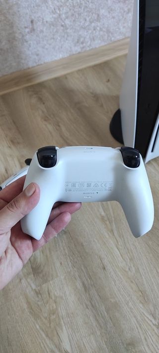 Consola PlayStation 5 + 8 Juegos