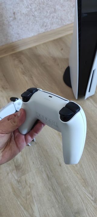 Consola PlayStation 5 + 8 Juegos