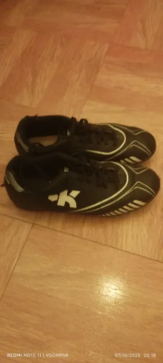 Botas de fútbol Kipsa con tacos