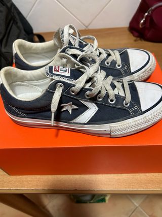 Zapatillas Converse T36 Azul y Blanco