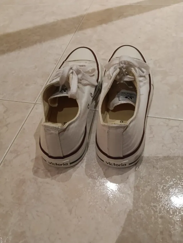 Zapatillas Victoria Blancas Talla 38