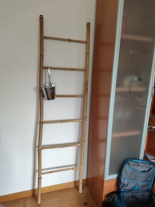 Escalera de bambú