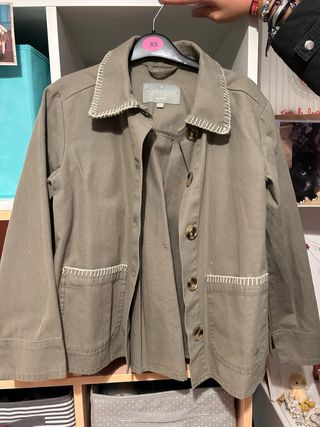 Chaqueta niña entretiempo verde caqui talla 12 A
