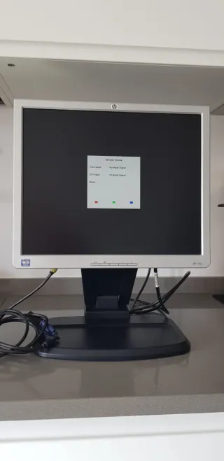 Monitor HP 17 Plata