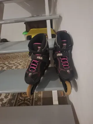 Patines en línea Fila negros y rosas