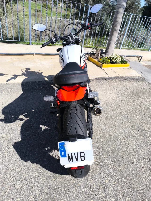 Ducati Scrambler Urban Motard