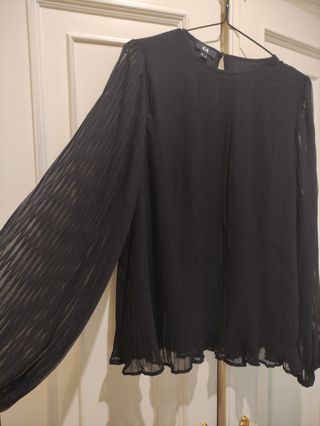 Blusa negra gasa