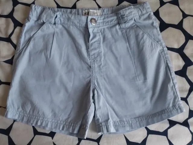 Shorts niña H&M azul claro. Talla 128