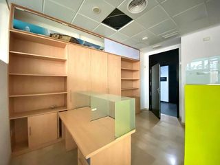 Oficina en venta en Arco Norte - Avda. España en Dos Hermanas