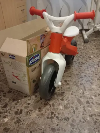 Bicicleta de Equilibrio Chicco 
