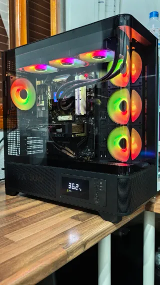 PC RTX 4070, Ryzen 7 4.7Ghz, 32GB RAM, GARANTÍA.