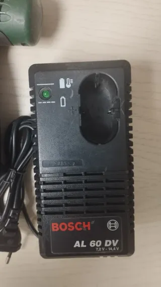 Taladro Bosch PSR 960 con accesorios