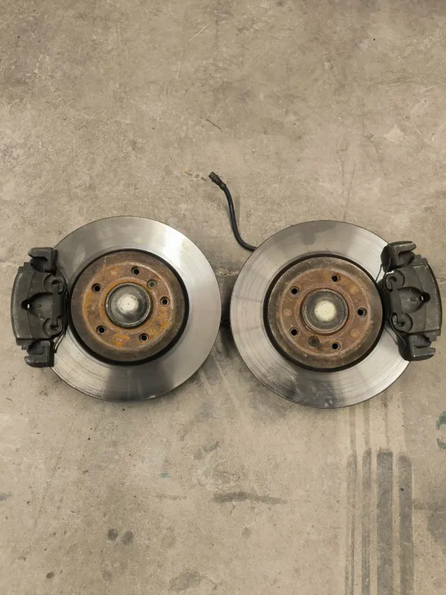 Frenada BMW 330i E46