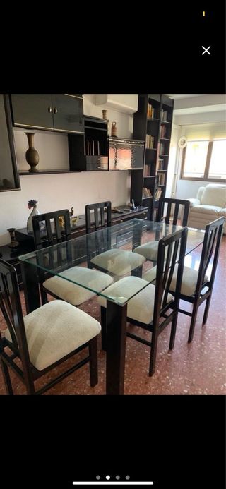 Mesa de cristal con 6 sillas