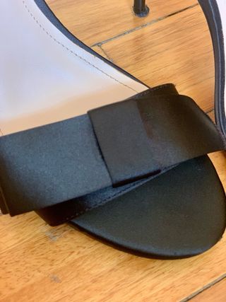 Sandalias Mango Tacón Fino Negro