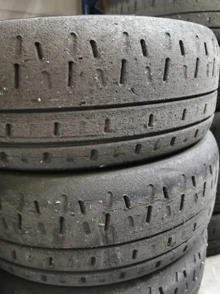 2 Pirelli 16 RA5