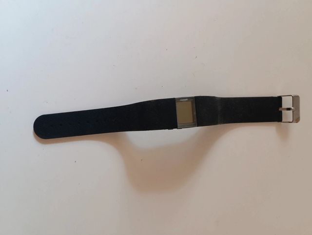 Orologio da polso nero e argento