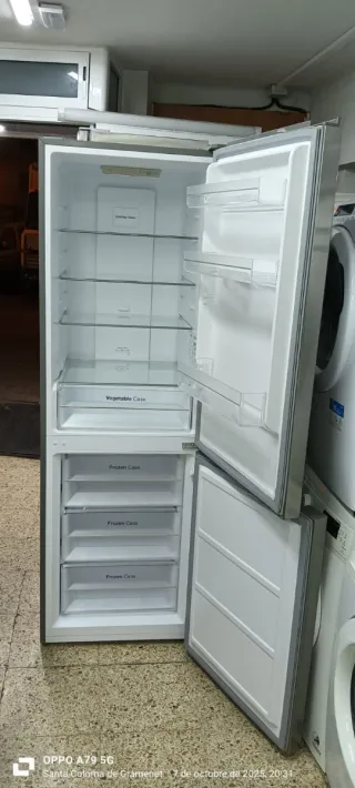 NEVERA COMBI DAEWOO  NO FROST ENERGÍA A+