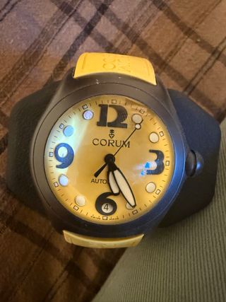 Corum bubble automático 