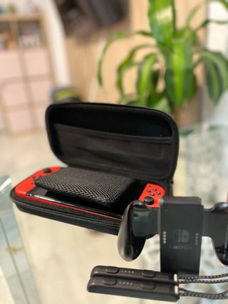 Nintendo Switch OLED Edición Mario Roja