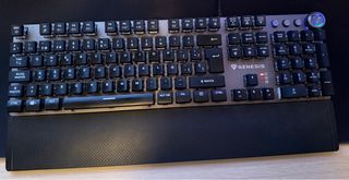 Teclado Gaming Genesis 380 RGB