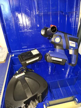 Taladro percutor Berner 36V SDS Plus