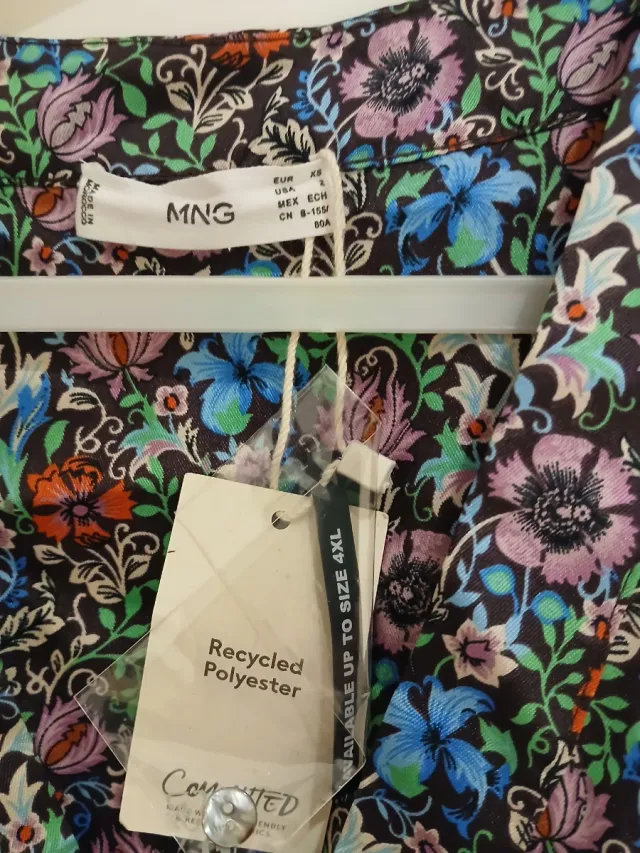 Vestido Mango floral talla XS