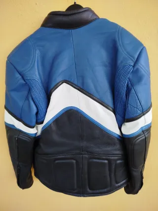Chaqueta de cuero de moto
