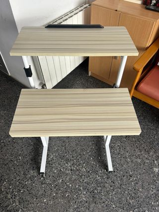 Mesa auxiliar elevable