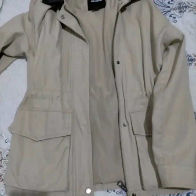 Chaqueta Pull&Bear beige Talla xs