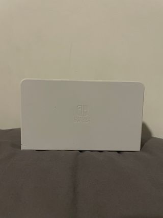 Nintendo Switch OLED White — Come nuovo e cover 