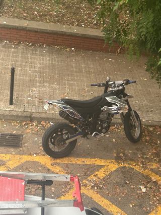 Moto 125cc UM DSR