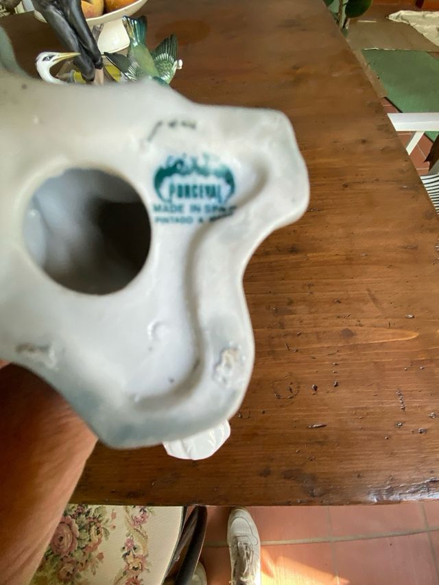 Uccellino in porcellana