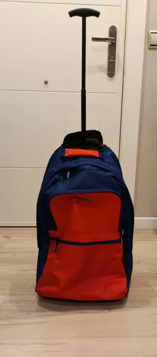Mochila United Colors of Benetton con ruedas