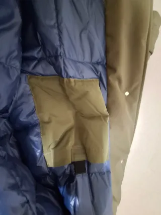 BLAUER original, relleno de plumas.
