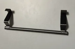 Colgador para armario metal y goma