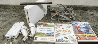 Consola Wii Blanca + 4 Juegos