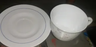 5€ c/serv. Desayuno. 3 juegos Harmonia