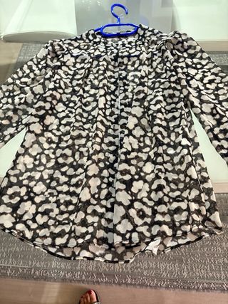 Blusa Scalpers estampada nueva
