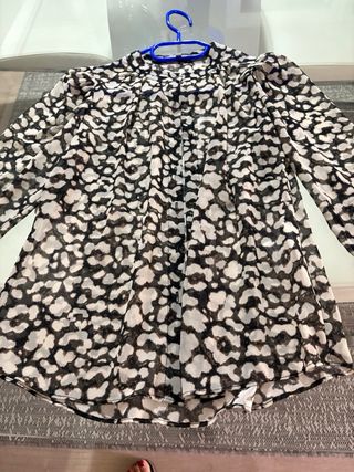 Blusa Scalpers estampada nueva