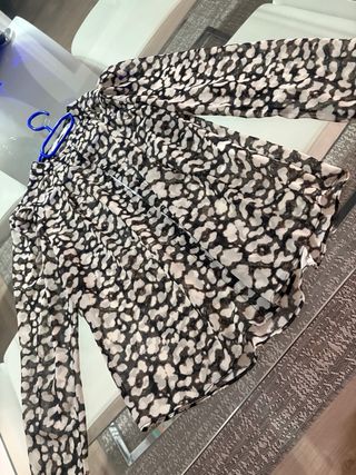 Blusa Scalpers estampada nueva