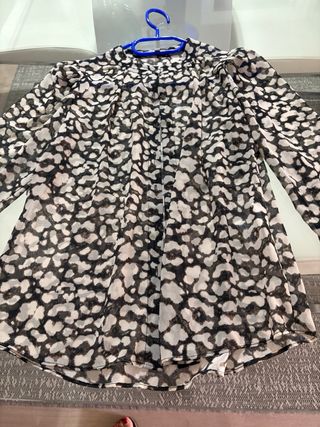 Blusa Scalpers estampada nueva