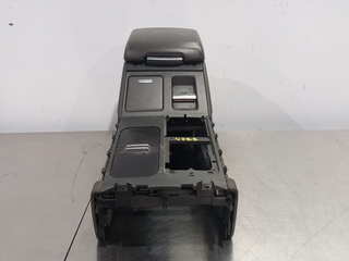 APOYABRAZOS CENTRAL LAND ROVER RANGE ROVER (LM) 4