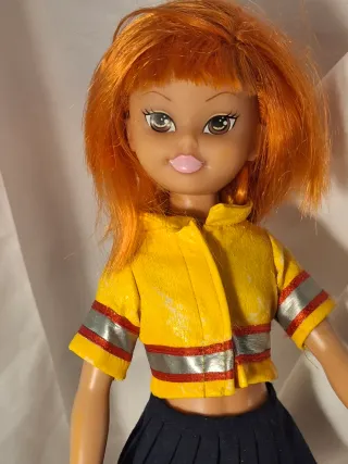 Bambola Nancy Famosa capelli rossi