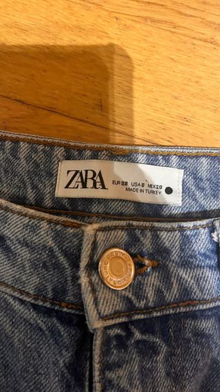 Vaqueros rectos tiro bajo zara