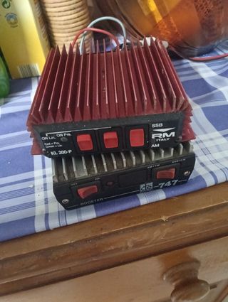 Amplificador RM KL 200-P e DE-747
