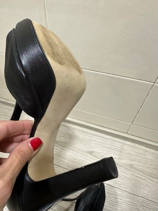 Zapatos de piel negros talla 39