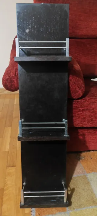Estantería giratoria con espejo