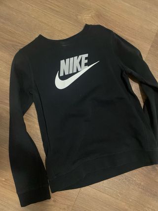 Sudadera Nike Negra Talla L (equivale a S)