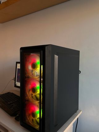 PC Gaming con luces LED